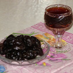 Настойка на черносливе