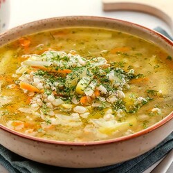 Экономная хозяйка: 7 блюд из перловки для всей семьи плюс секреты её приготовления