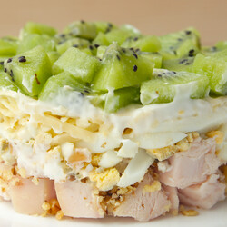 Вкусный салат на праздничный стол! готовимся к новому году!