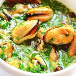 Мидии, маринованные в масле