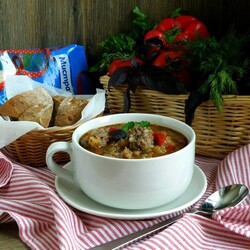 Суп баклажановый с фрикадельками и рисом