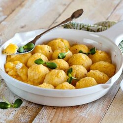 Урс-шарики из мамалыги с брынзой, пошаговый рецепт с фото