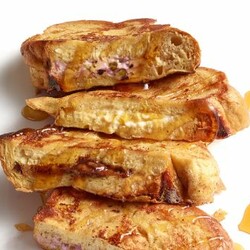 Французские тосты с начинкой: варианты приготовления