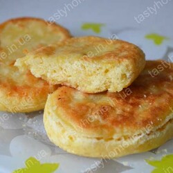 Чвиштари - кукурузные лепёшки с сыром