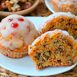 Вкусная и полезная выпечка к чаю — морковно-апельсиновые кексы