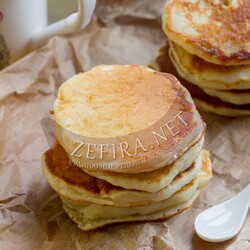 Пышные оладьи на питьевом йогурте