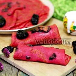 Свекольные блины с черносливом