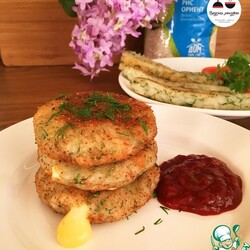 Постные рисовые котлеты с чесноком