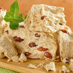 Халва в домашних условиях - как приготовить из семечек, с орехами, медом, из муки, 9 рецептов с фото