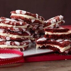 Печенье с трещинами «Красный бархат»