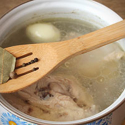 Как приготовить куриный суп с рисом
