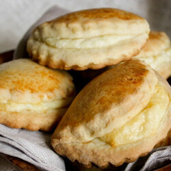 Румяные и ароматные сочники с творогом. Очень удачный рецепт