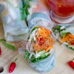 Необычная закуска – спринг-роллы с курицей