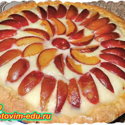 Творожный пирог со сливами