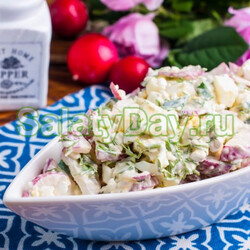 Салат с редиской - свежая и быстрая в приготовлении закуска для дополнения мясных и рыбных блюд: рецепт с фото и видео