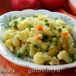 Овощной плов с цветной капустой и зеленым горошком. Рецепт с фото