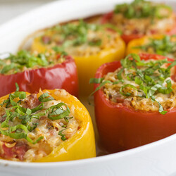 Фаршированный перец с мясным фаршем и рисом