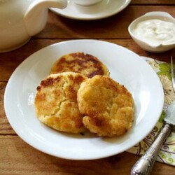 Котлеты из вареной курицы.