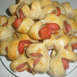 Сосиски в тесте "Ромашки"