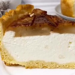 Грушевый чизкейк и корицей