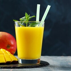 Смузи из манго и банана