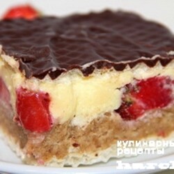 Вафельный торт без выпечки «Клубничный смак» | Фоторецепт с подробным описанием от Харч.ру