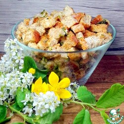 Сухарики с сыром и черемшой