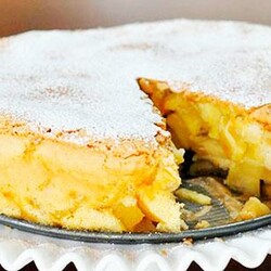 Шарлотка на сковороде 