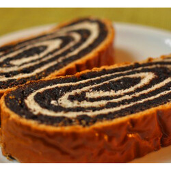 Блюда с маком