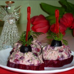 Закуска из печёной свеклы и...