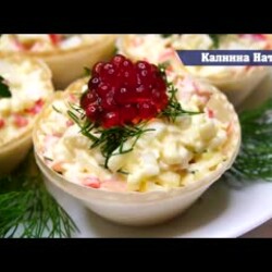 КРАБОBЫЙ САЛАT В ТАPТАЛЕТКАХ