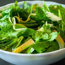 Вкусные салаты со шпинатом