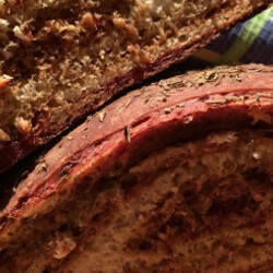 Постный полосатый свекольный хлеб. Рецепт