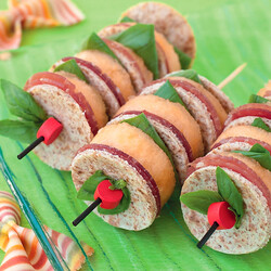 Дынное канапе с ветчиной – Рецепты – Домашний