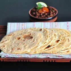 Чапати- пошаговый рецепт приготолвения индийских лепешек