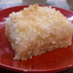 Кокосовый пирог на кефире со сливками