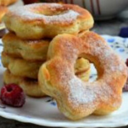 Творожные пончики, жареные на сковороде