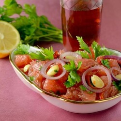 с миндалем крас луком