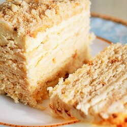 Торт без выпечки с творожным кремом