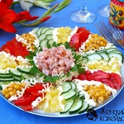 Салат "Мозаика" с крабовыми палочками