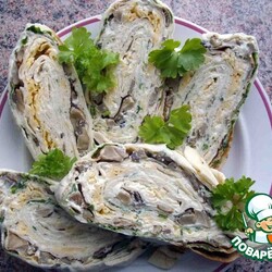 Праздничный рулет из лаваша с грибами