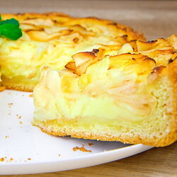 Шарлотка просто отдыхает: «Цветаевский» яблочный пирог со сметанной заливкой (проверенный рецепт)