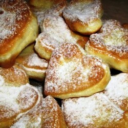 Готовим нежнейшие воздушные пышки к чаю из быстрого теста на кефире