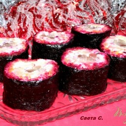 Салат «Сельдь под шубой» в виде суши - пошаговый рецепт с фото