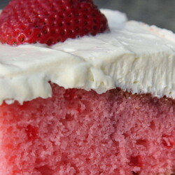 Бисквит с клубникой - 8 рецептов, клубничный торт с фото