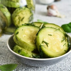 Малосольные кабачки за полчаса