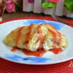 Рулетики из лаваша с творогом жареные на сковороде - пошаговый рецепт с фото