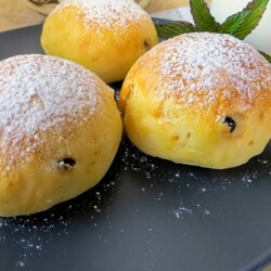 Простейший рецепт булочек без дрожжей: альтернатива жареным сырникам-Одна Минута