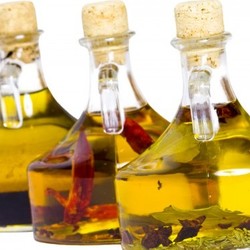 Уксусы на травах: рецепты и советы по приготовлению