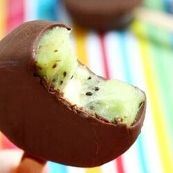 Киви в шоколаде.
